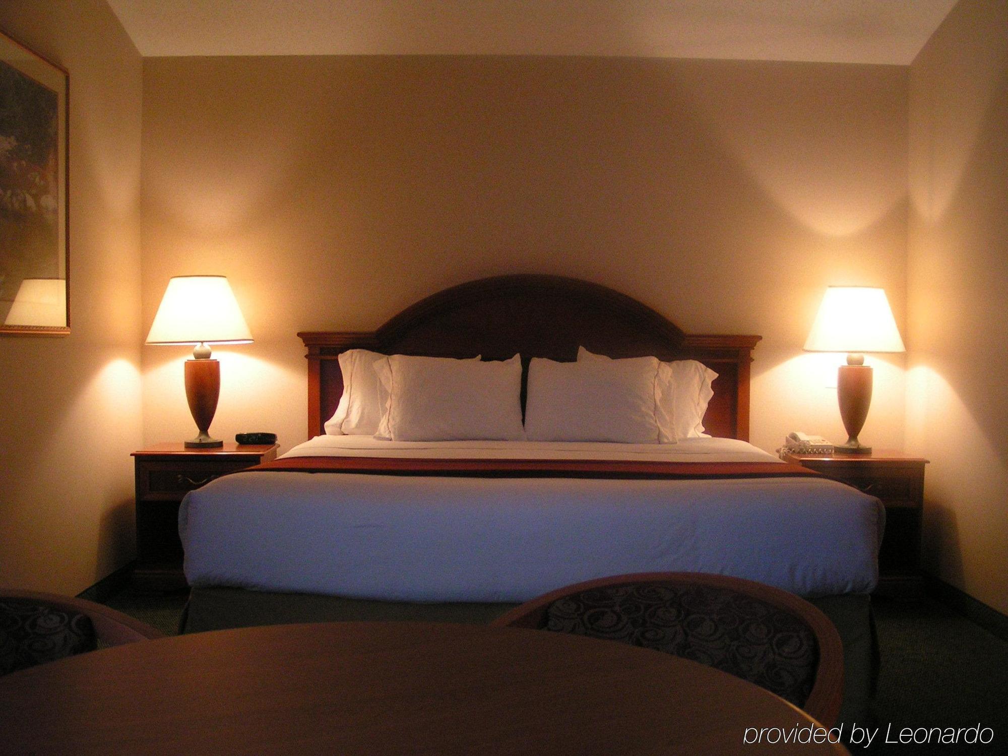 Holiday Inn Express Hotel & Suites Waterford By Ihg Quarto foto